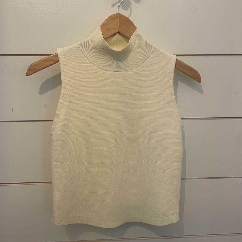 House of Harlow 1960 Cream Sleeveless Top